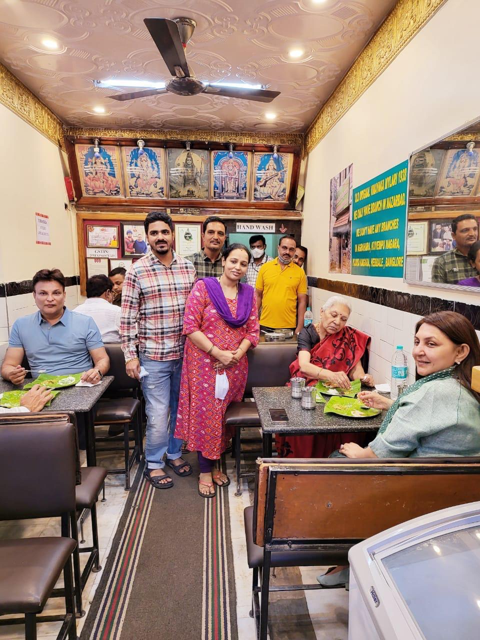 Celebrity dining experience at Vinayaka Mylari