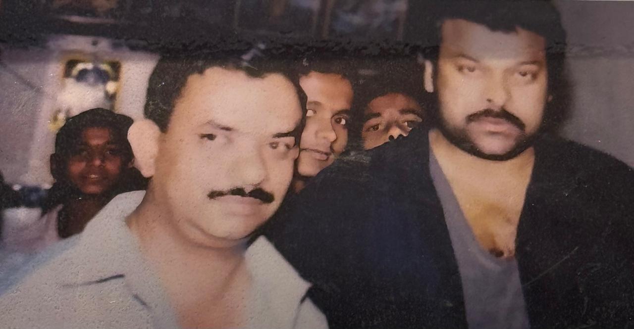 Celebrity dining at Vinayaka Mylari restaurant